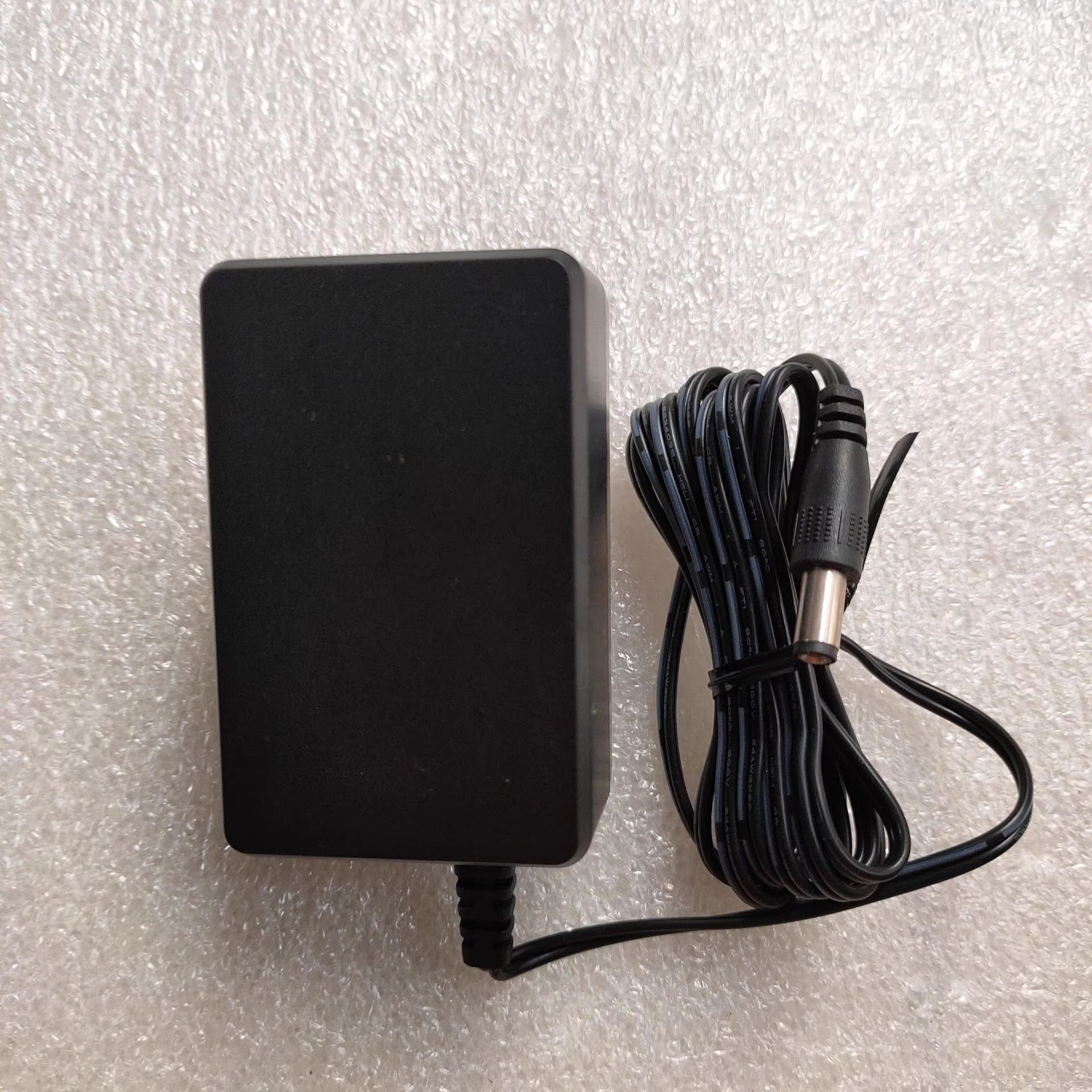 *Brand NEW*25V 800MA AC DC ADAPTHE YLS0241A-C250080 POWER Supply