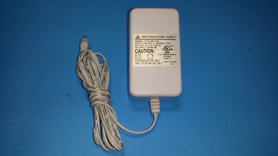 *Brand NEW*IT12V-0601500 6V 1500mA AC Adapter Power
