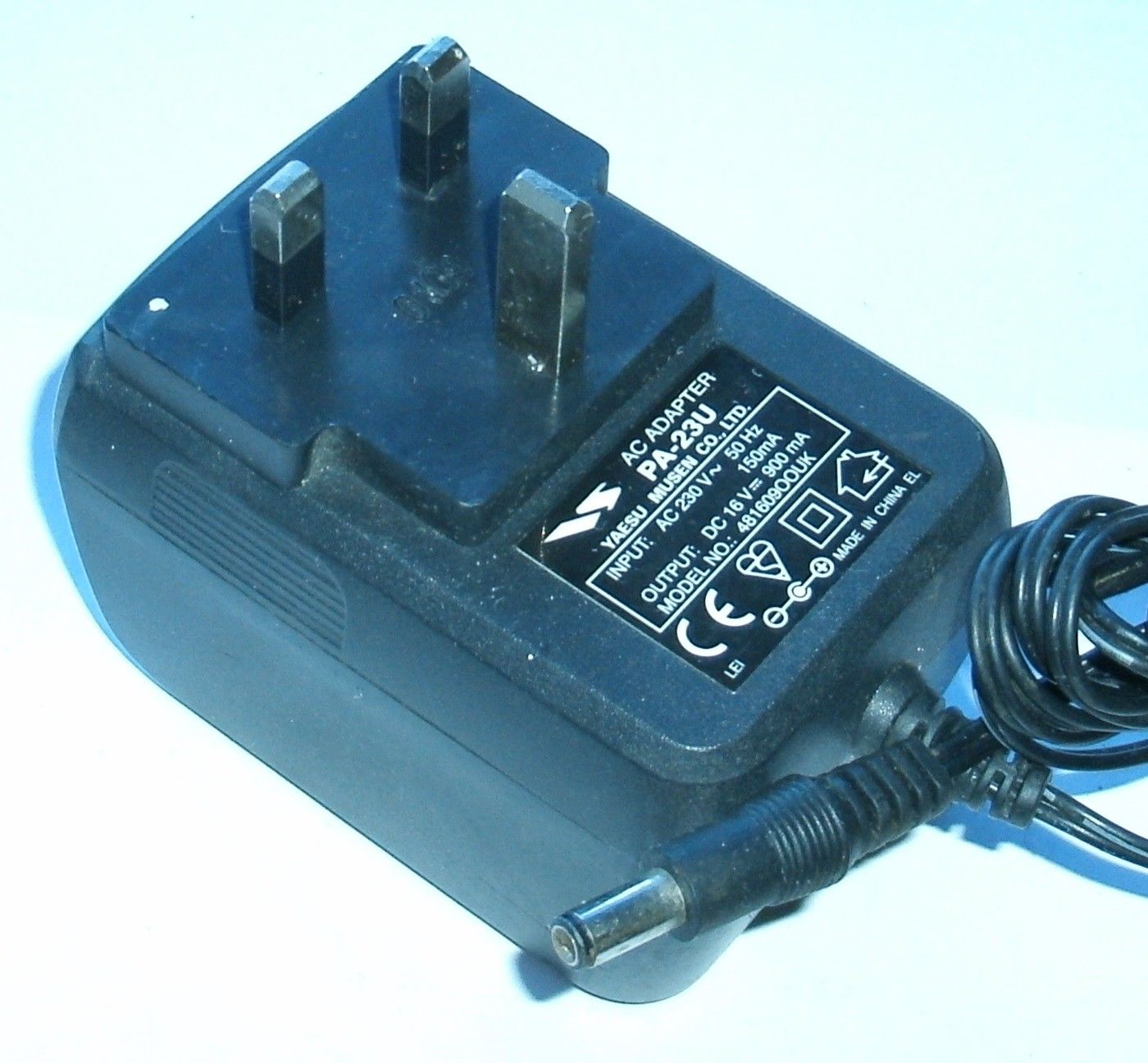 NEW DC16V 900mA VERTEX PA-23U 481609OOUK AC ADAPTER