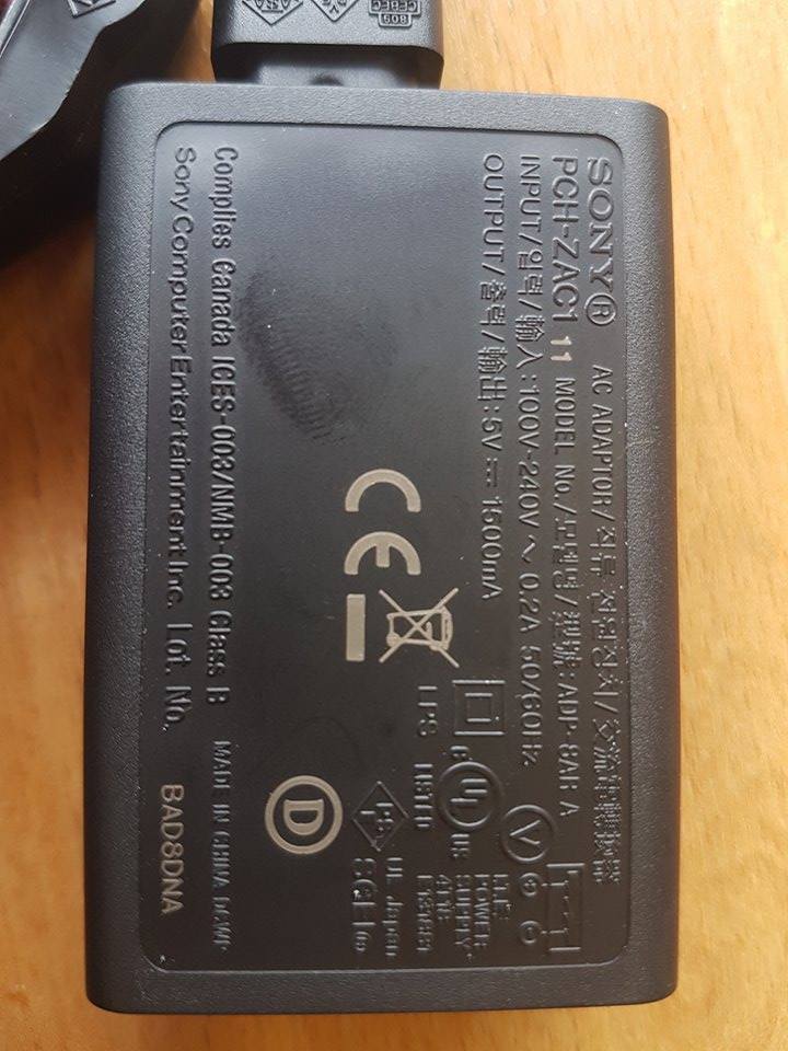 NEW Original 5V 1500mA Sony Adp-8ar A Ac Adapter UK Stecker