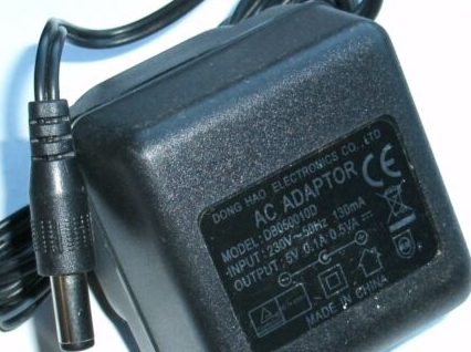 NEW 5V 0.1A DONG HAO DB050010D AC ADAPTER