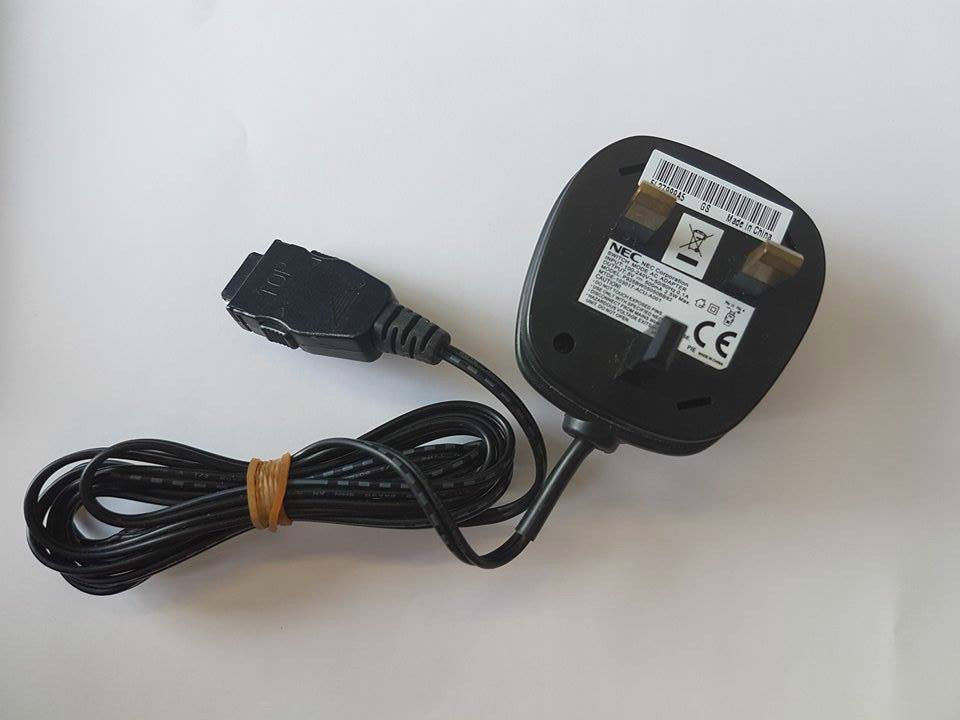 NEW 5V 200mA NEC P925BW05050B92 MTDE-103017-ACU-A001 SWITCH MODE AC ADAPTER